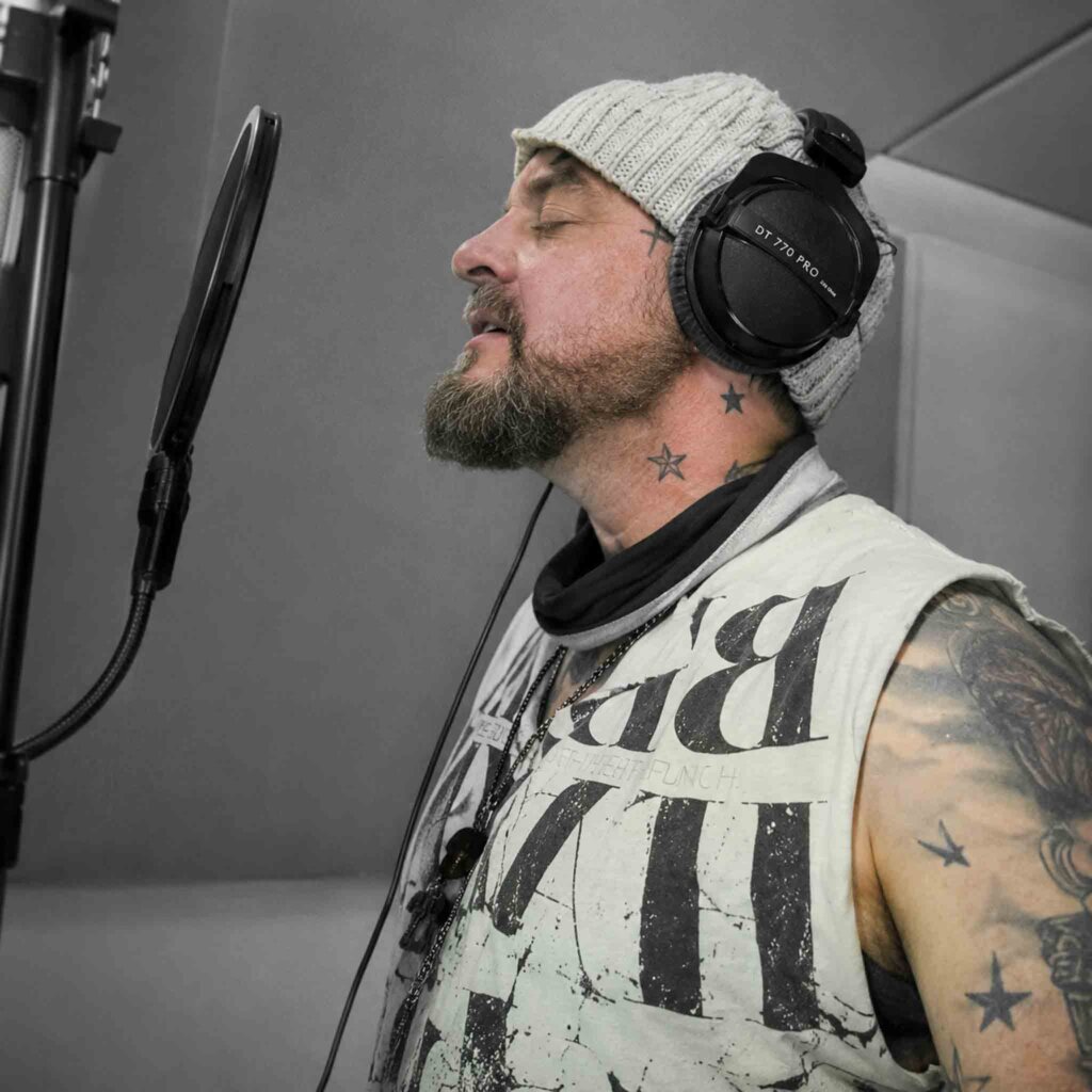 Recording Studio Free Accommodation-15